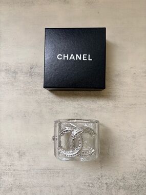 CHANEL Clear Lucite Cuff with Silver Crystal CC Emblem
